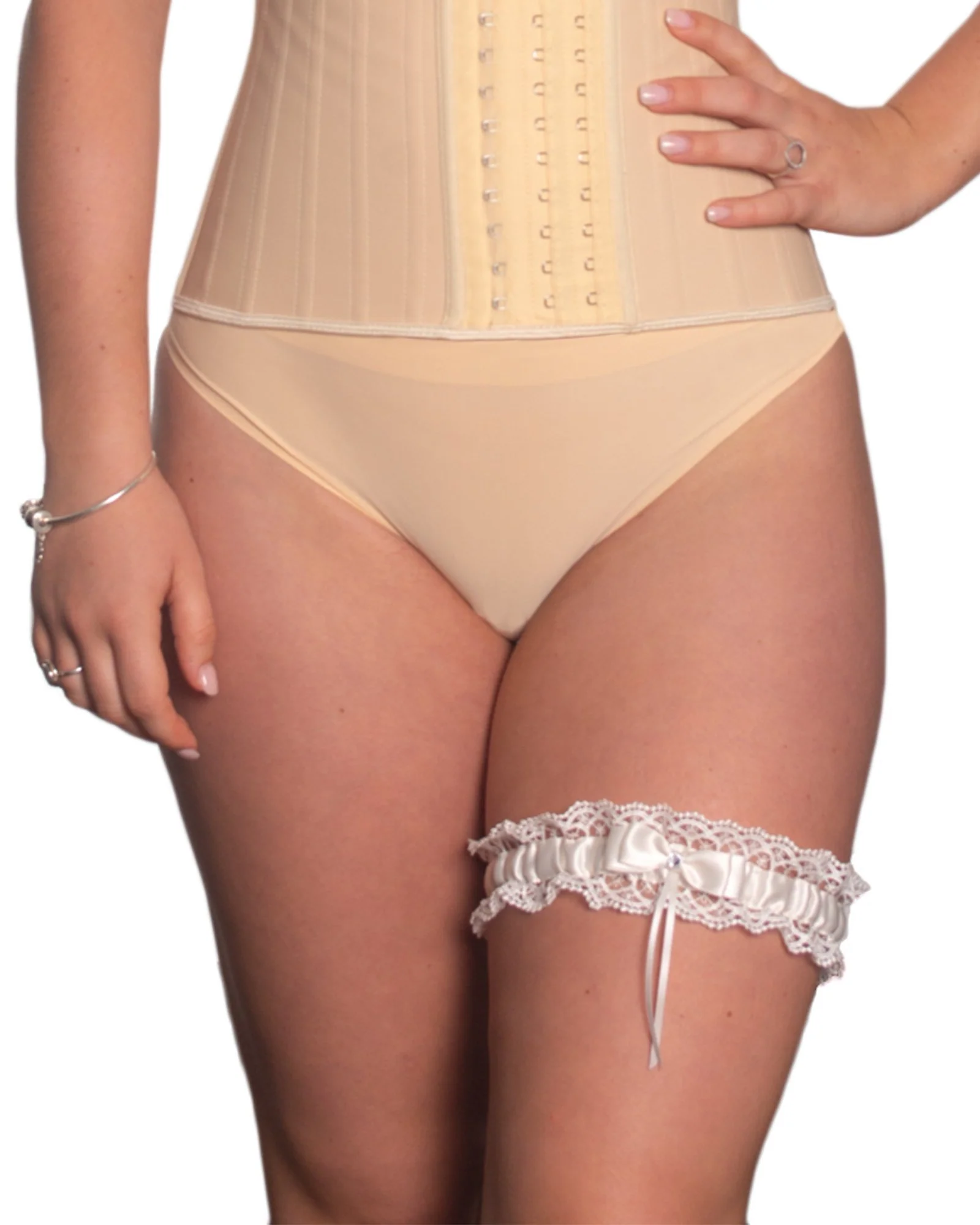 Bridal Garter Vintage Lace - Snow - Image 2