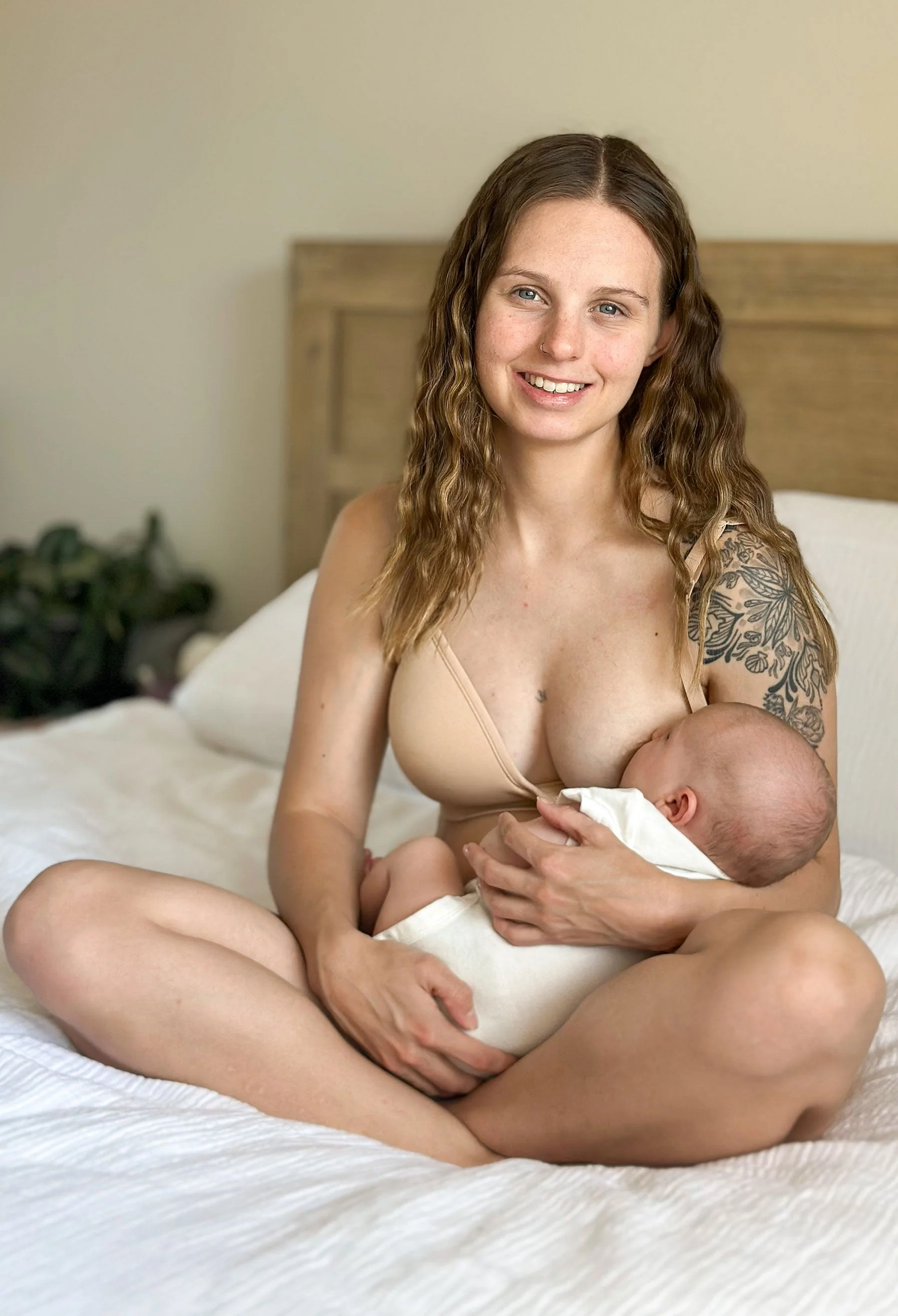 Plunge Nursing Comfort Bra – Wireless with Fixed Moulded Cups - 3 Pack - Image 26