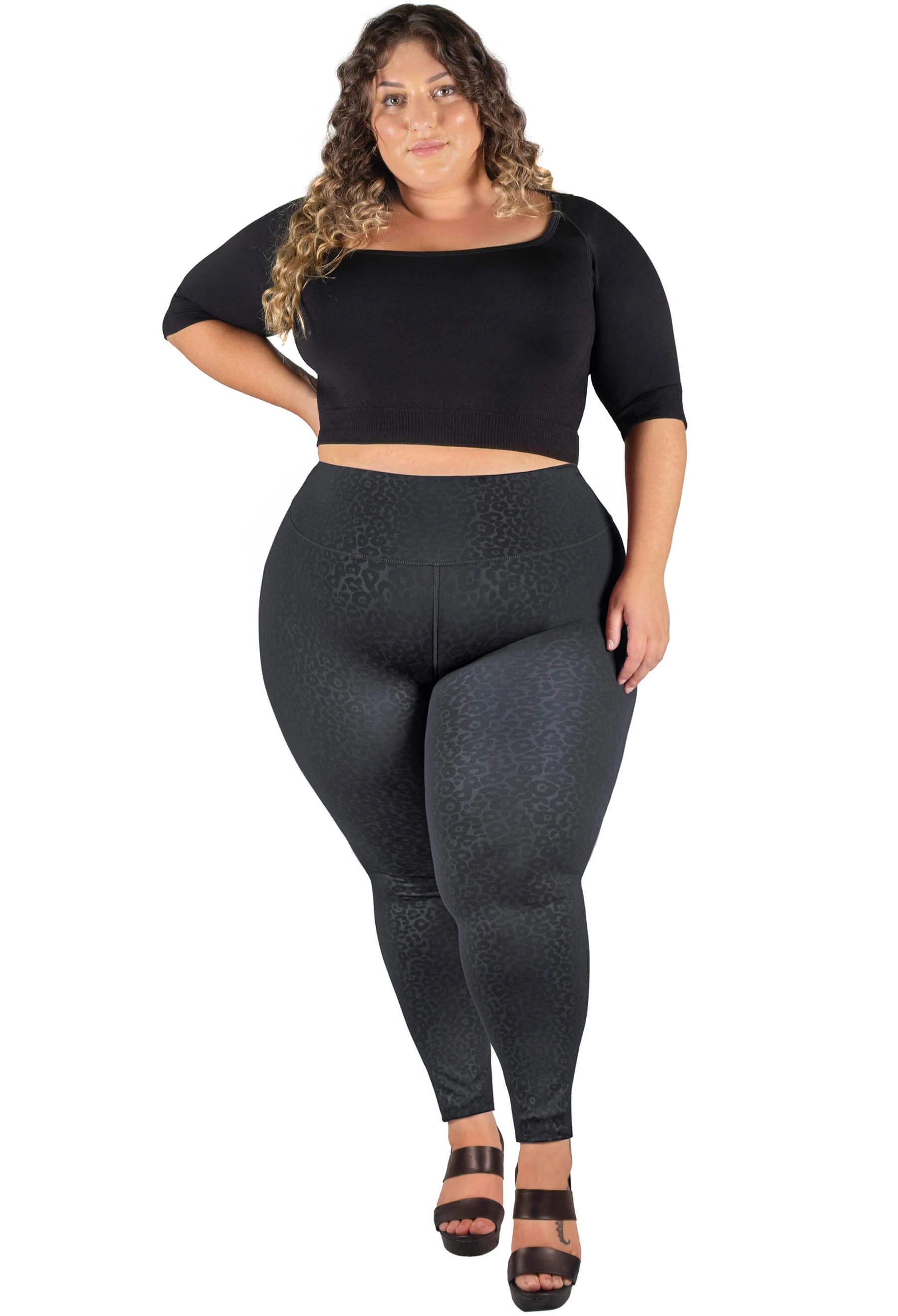 Plus Size High Waisted Leopard Print Leggings - Image 4