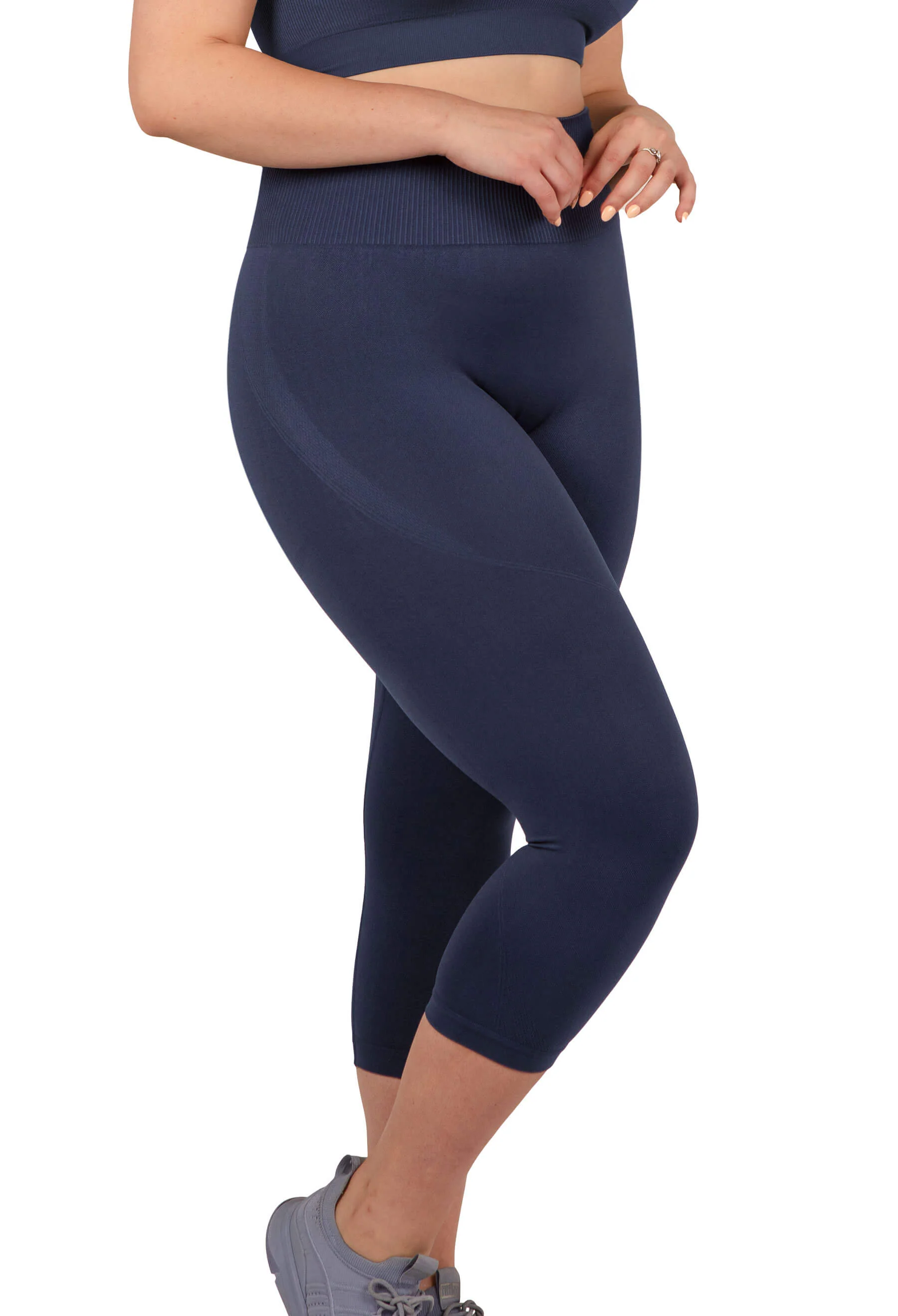 Seamless High Waist 3/4 Capri Leggings - 2 Pack - Image 9